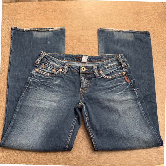 Silver Jeans Flare Leg Distressed Medium Wash Denim Jeans Size 30 Low Rise - Picture 2 of 10